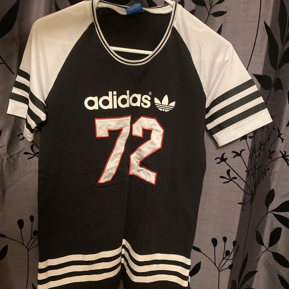 Vintage Adidas T-Shirt
